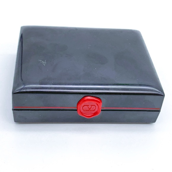 Valentino Garavani Logo Gold Tie Clip - Picture 7 of 7